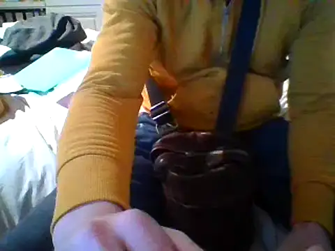 Snapshot of MmaxX004 chatting on March 3, 2025, 7:17 pm MmaxX004 online show from March 3, 2025, 7:17 pm