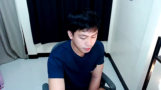 Snapshot of princeJayX chatting on October 13, 2025, 2:24 am princeJayX online show from October 13, 2025, 2:24 am