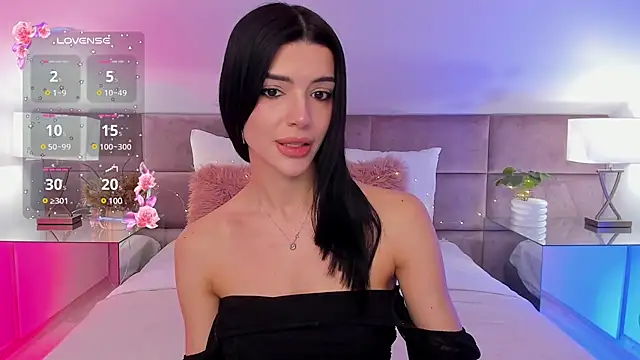 Snapshot of JasmiLyn chatting on February 22, 2025, 8:09 pm JasmiLyn online show from February 22, 2025, 8:09 pm