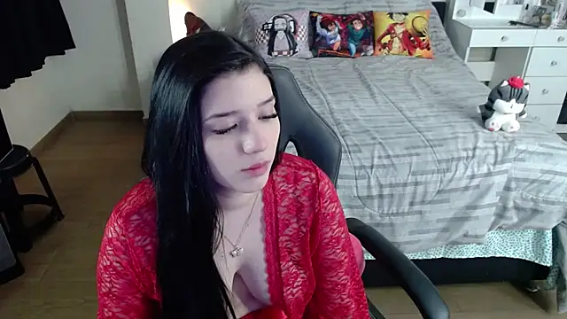 Snapshot of kittykat18x chatting on October 24, 2025, 4:44 am kittykat18x online show from October 24, 2025, 4:44 am