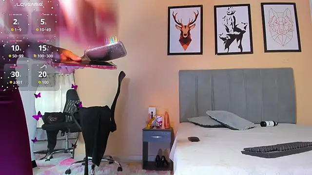 Snapshot of crystall06 chatting on September 26, 2025, 2:13 pm crystall06 online show from September 26, 2025, 2:13 pm