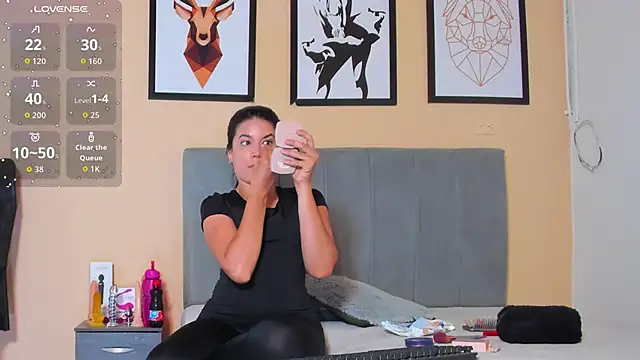 Snapshot of crystall06 chatting on September 27, 2025, 1:50 pm crystall06 online show from September 27, 2025, 1:50 pm