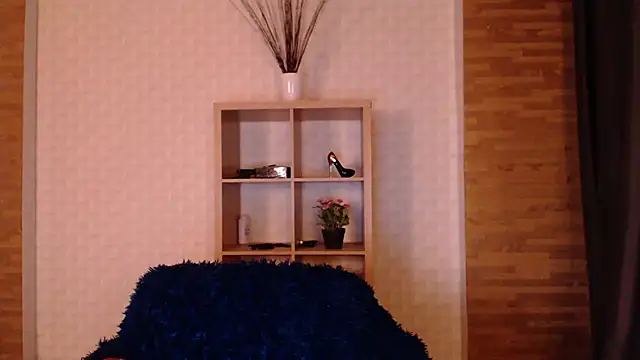 RebeccaStone online show from October 18, 2025, 2:02 am