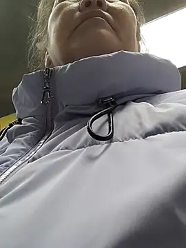 Snapshot of Zulfiya_Bruce chatting on October 18, 2025, 7:16 pm Zulfiya Bruce online show from October 18, 2025, 7:16 pm