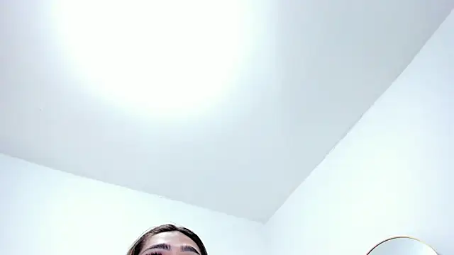 ISABELLASSMITH online show from January 22, 2025, 7:56 pm