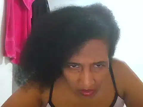 Snapshot of Aishamara chatting on March 18, 2025, 12:30 am Aishamara online show from March 18, 2025, 12:30 am