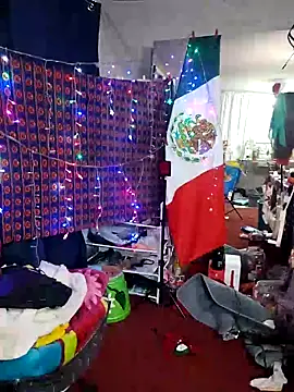 LaInsaciableIntensa online show from October 15, 2025, 1:48 am