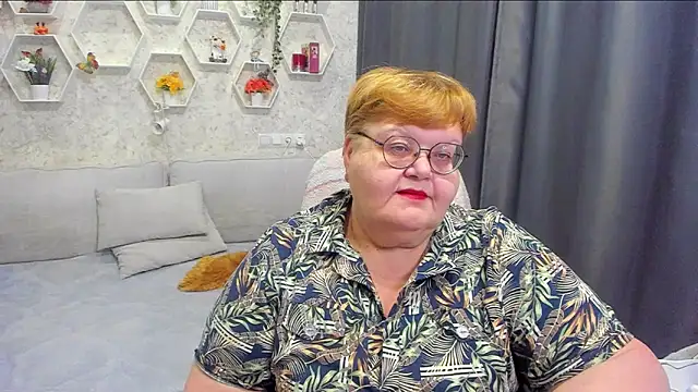  big love  online show from April 7, 2026, 7:59 pm