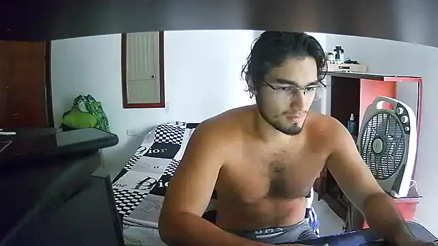 lechero226 online show from December 2, 2025, 7:48 pm