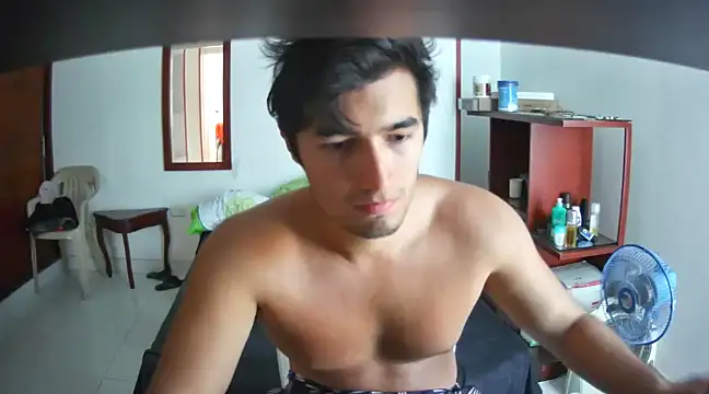 Snapshot of lechero226 chatting on March 14, 2025, 3:25 pm lechero226 online show from March 14, 2025, 3:25 pm