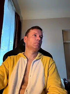 Leonuri online show from November 24, 2025, 10:26 am