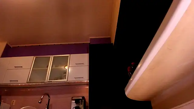 purpleariellx online show from March 13, 2025, 3:54 am