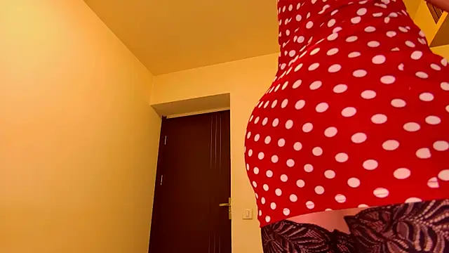 purpleariellx online show from May 30, 2026, 12:06 am