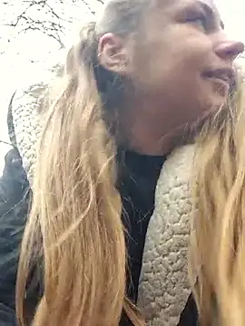 Snapshot of Keli_Jessi chatting on February 13, 2026, 1:11 pm Keli Jessi online show from February 13, 2026, 1:11 pm