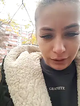 Keli Jessi online show from December 8, 2024, 1:03 pm