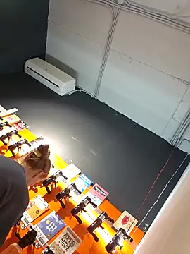 Keli Jessi online show from October 3, 2025, 5:47 pm