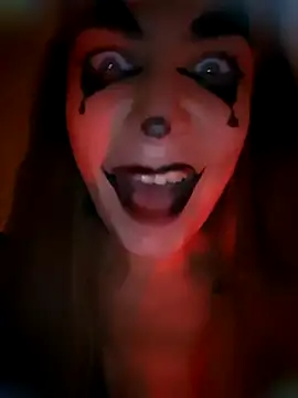 Keli Jessi online show from October 31, 2025, 7:21 pm