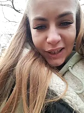 Keli Jessi online show from December 15, 2024, 1:32 pm
