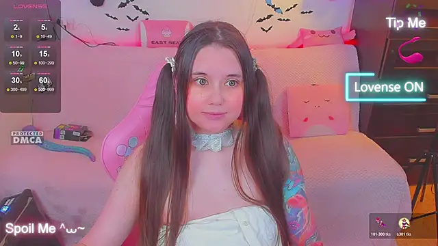 Snapshot of Lolisuccub chatting on December 20, 2025, 6:33 pm Lolisuccub online show from December 20, 2025, 6:33 pm