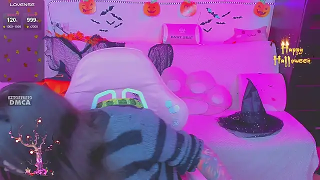 Lolisuccub online show from November 1, 2025, 6:24 pm