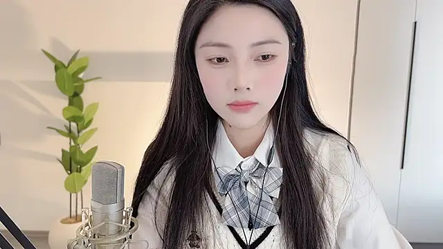 HaagenDazs  online show from February 22, 2025, 5:44 am