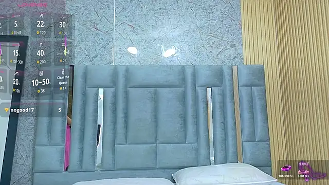 Snapshot of veronicaroose_ chatting on May 11, 2026, 12:50 pm veronicaroose online show from May 11, 2026, 12:50 pm