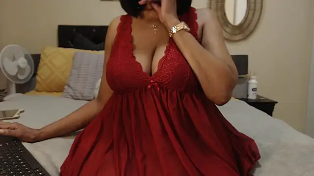 Creamyass22 online show from April 28, 2026, 6:23 pm