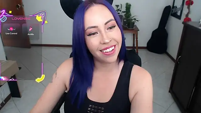 Snapshot of charlottezoe15 chatting on October 28, 2025, 6:51 pm charlottezoe15 online show from October 28, 2025, 6:51 pm