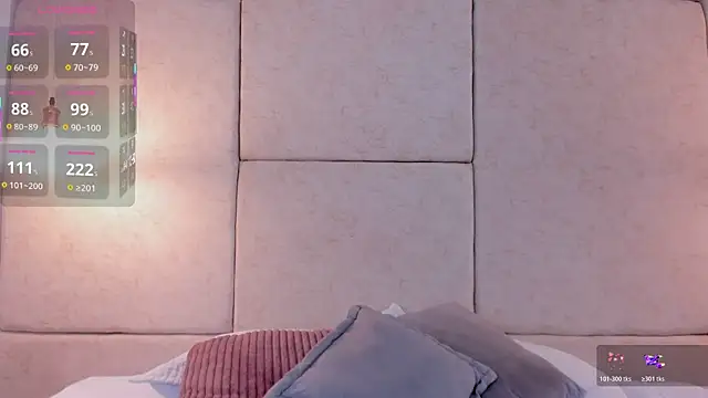 aisha vs online show from November 21, 2025, 12:59 pm