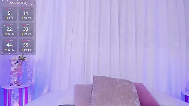 aisha vs online show from May 26, 2026, 12:47 pm
