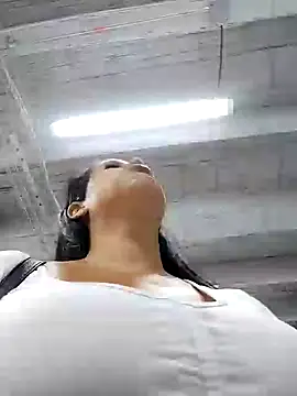 keilymadam online show from January 24, 2025, 6:14 pm