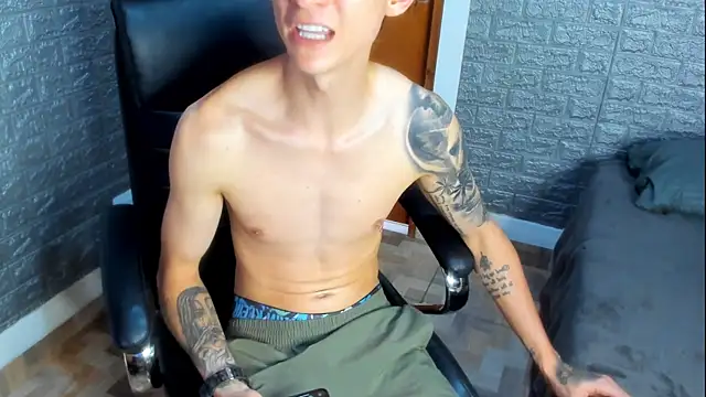 Snapshot of Dmtry6 chatting on September 22, 2025, 4:24 pm Dmtry6 online show from September 22, 2025, 4:24 pm