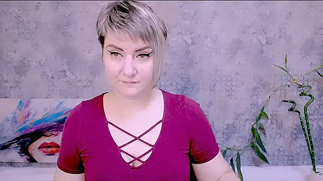 Snapshot of Djullia chatting on November 1, 2025, 6:08 am Djullia online show from November 1, 2025, 6:08 am