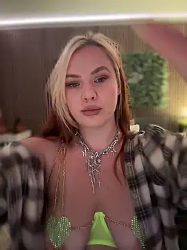 AnjaAmelia online show from October 28, 2025, 11:53 am