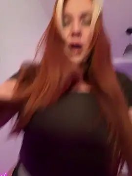 Snapshot of AnjaAmelia chatting on February 15, 2026, 7:57 pm AnjaAmelia online show from February 15, 2026, 7:57 pm