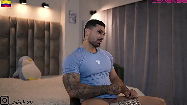 Snapshot of john_king29 chatting on December 15, 2025, 11:10 pm john king29 online show from December 15, 2025, 11:10 pm