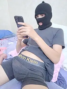 arabqueen online show from October 25, 2025, 7:36 pm