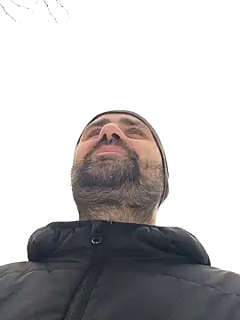 Snapshot of Govora chatting on February 16, 2025, 10:54 am Govora online show from February 16, 2025, 10:54 am