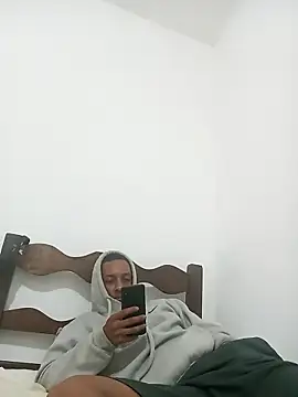 Snapshot of Pretinhoo25 chatting on February 25, 2026, 2:56 am Pretinhoo25 online show from February 25, 2026, 2:56 am