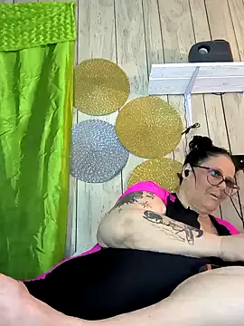davisdesiresxh online show from January 16, 2025, 3:34 pm