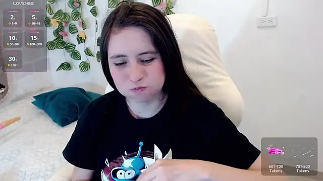 tania sweet   online show from March 18, 2026, 6:53 pm