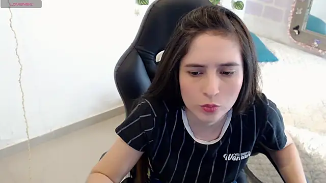 tania sweet   online show from February 1, 2025, 4:11 pm