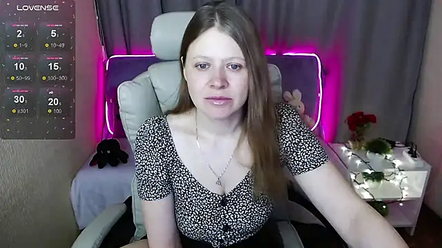Snapshot of alekasamui chatting on March 10, 2025, 10:13 pm alekasamui online show from March 10, 2025, 10:13 pm