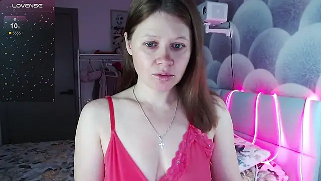 alekasamui online show from October 11, 2025, 11:06 pm