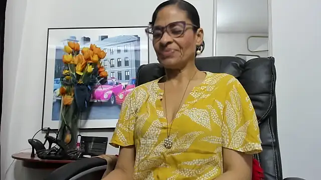 Aries Mature online show from October 10, 2025, 4:08 pm