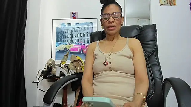 Aries Mature online show from March 6, 2026, 4:13 pm