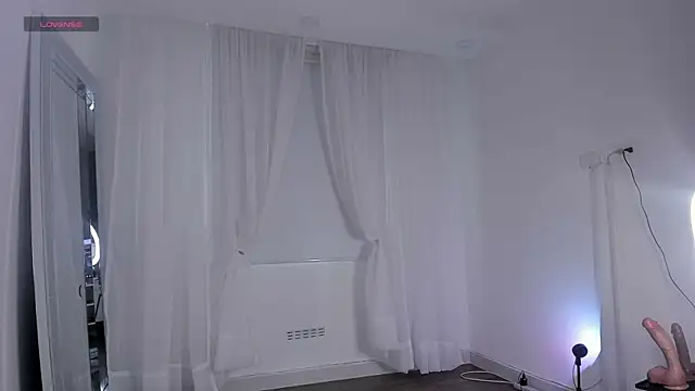 Snapshot of GoddessLinda04 chatting on June 29, 2026, 10:31 pm GoddessLinda04 online show from June 29, 2026, 10:31 pm