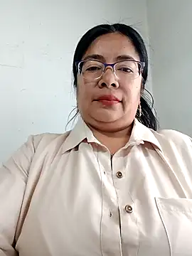   valentina18 online show from January 25, 2025, 1:08 pm