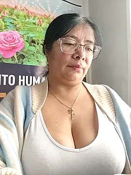 Snapshot of __valentina18 chatting on April 30, 2026, 8:57 pm valentina18 online show from April 30, 2026, 8:57 pm