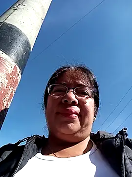   valentina18 online show from September 22, 2025, 1:06 pm